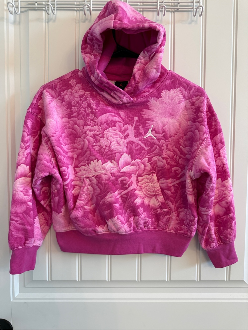 Jordan Floral Print Hoodie Athletic hoodie size youth girls medium.
